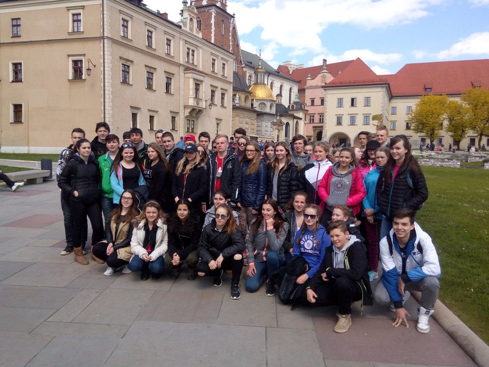 tn_zoom_filename_1102 tn_zoom_filename_1102