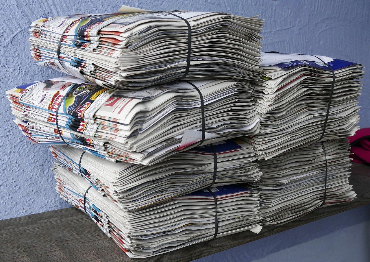 newspapers-2586624_1280